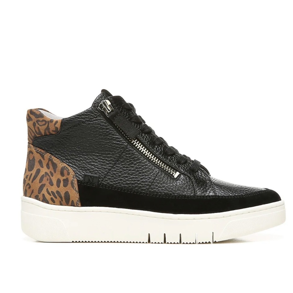 NATURALIZER Hadley High Top Sneaker